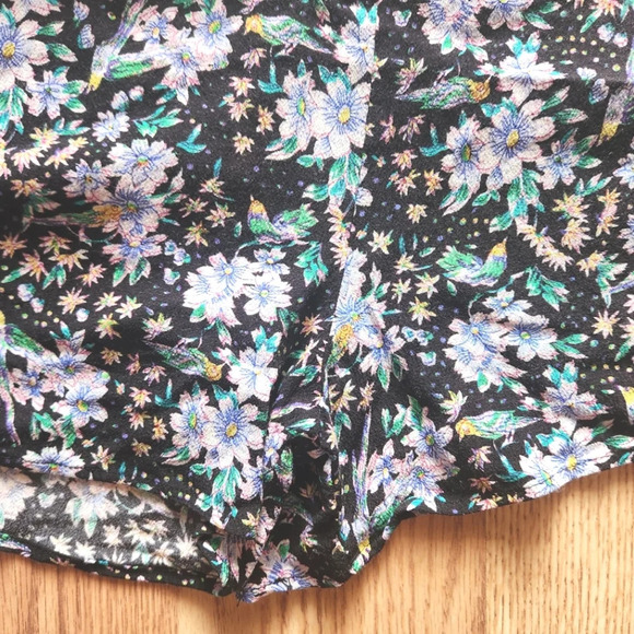 EUC Anthropologie Ett:TWA Floral Shorts, Size S - Picture 3 of 8